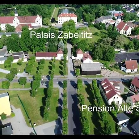 Pension Alte Schmiede Zabeltitz Exterior foto