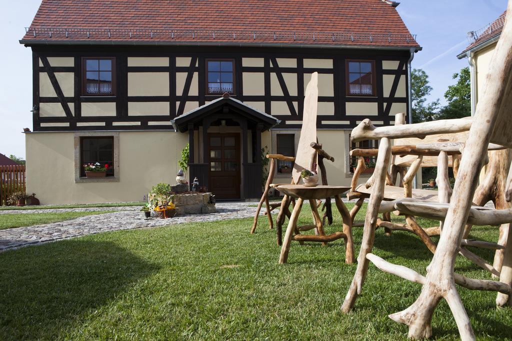 Pension Alte Schmiede Zabeltitz Exterior foto